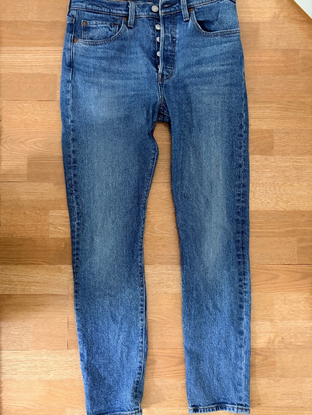 Levi’s 501 Skinny Jeans W28 L30 Classic Blue Button Fly Straight Leg